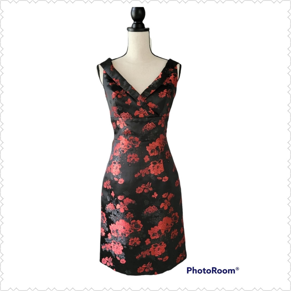 GIA & CO.  Sweatheart Neckline Dress, Size 4